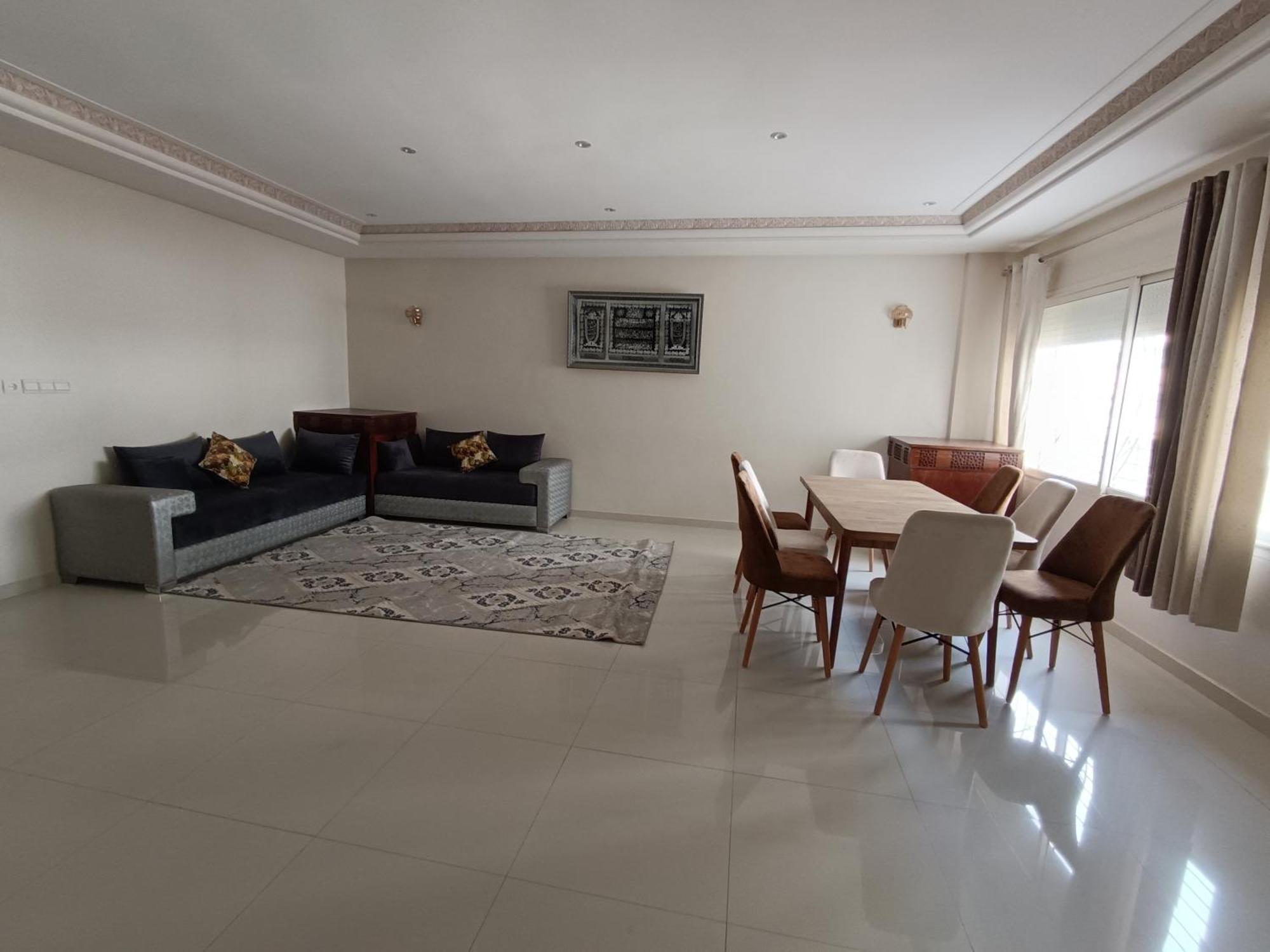 Prestigia Luxury Apartment *